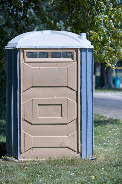 Portable Toilet Options We Offer in Lanai City, HI